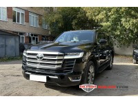 Toyota Land Cruiser 300 70th Anniversary (арт. V4929)