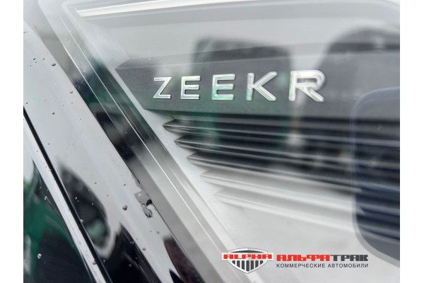 Zeekr 001 AT